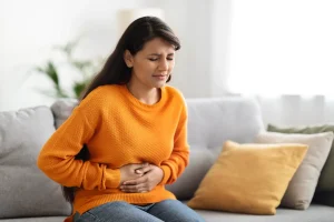 girl-makes-a-choice-between-healthy-and-harmful-fo-2023-11-27-05-21-30-utc (4)